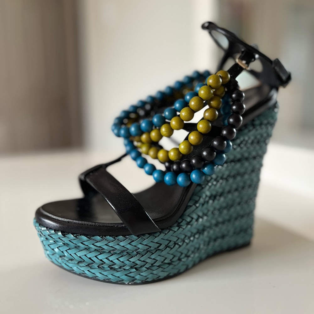 Authentic Burberry Beads Belgravia 130 wedge
